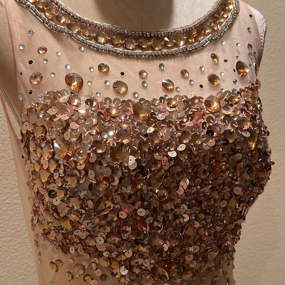 Stunning and rare Sheer Illusion Jovani embellished gown, sz 4 - Picture 4 of 13